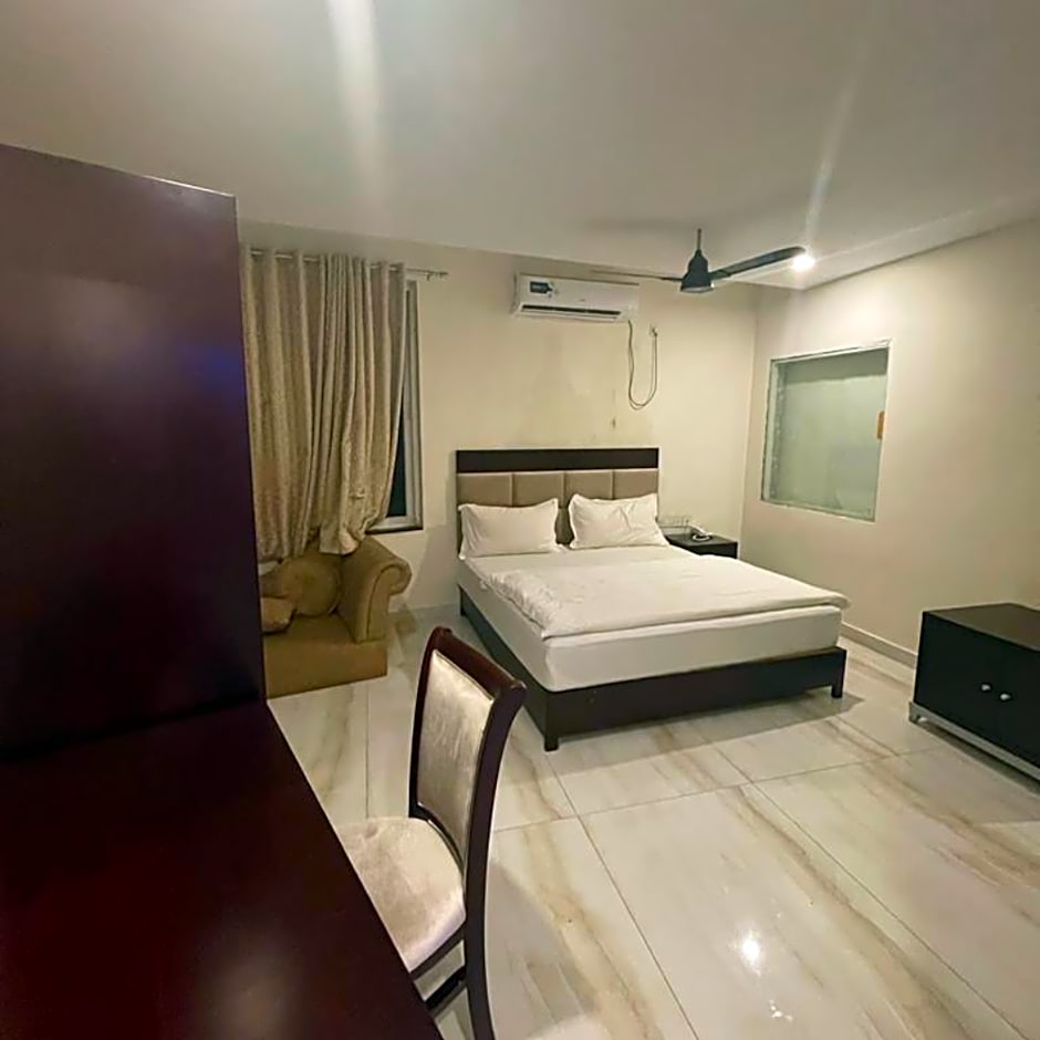Foto 1 di 3 di Executive Suite