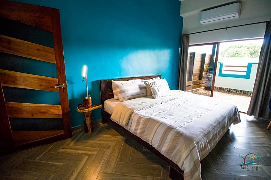 isel magic hotel