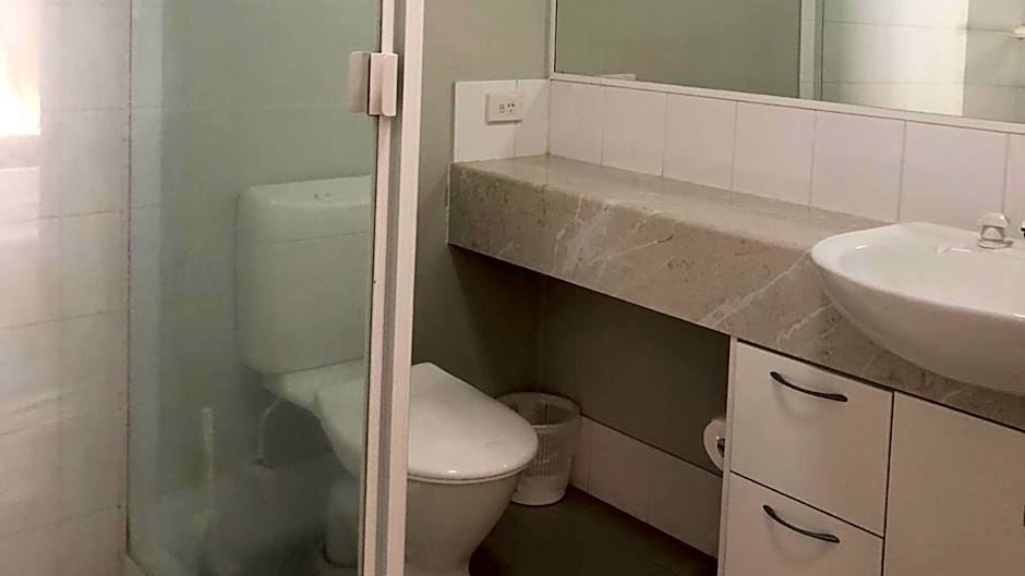 Sunrise Cove Holiday Apartments