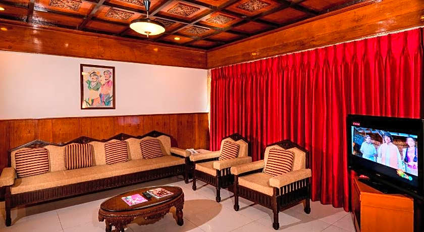 Fortune Pandiyan Hotel