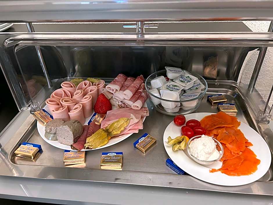 Hotel Villa-Bassermann, stilvoll, 2 Min zum Schloss, schnelles WLAN & Parkplatz