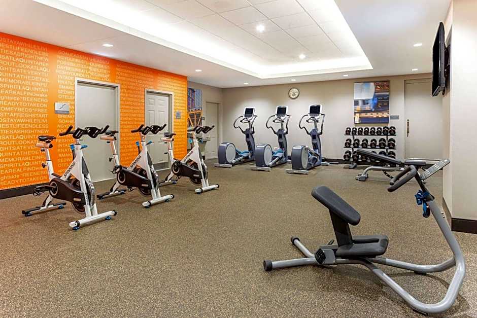 La Quinta Inn & Suites by Wyndham Chicago Downtown