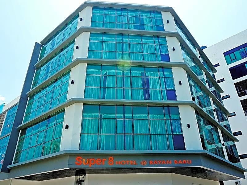 Super 8 Hotel @ Bayan Baru