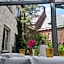 Hotel Au Nom De Dieu