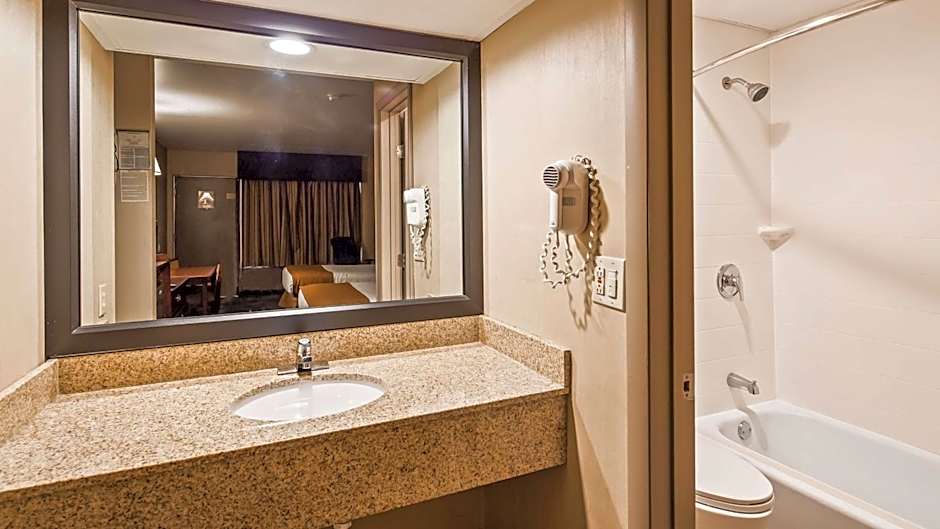 Best Western Gateway Adirondack Inn