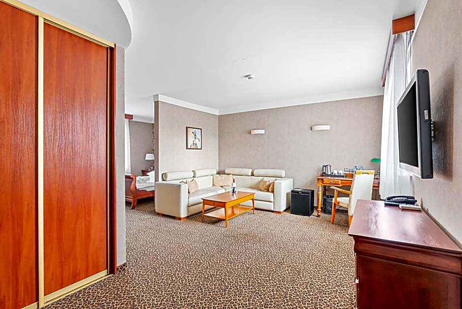 Hotel Diament Vacanza Katowice - Siemianowice