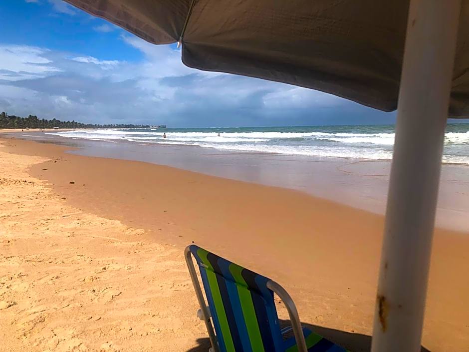 2 Suítes, Guarajuba, piscina frente mar