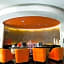 100 Sunset Hotel and Ballroom