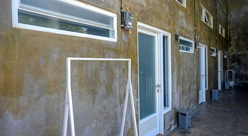 RedDoorz near Jumbo Mall Sragen