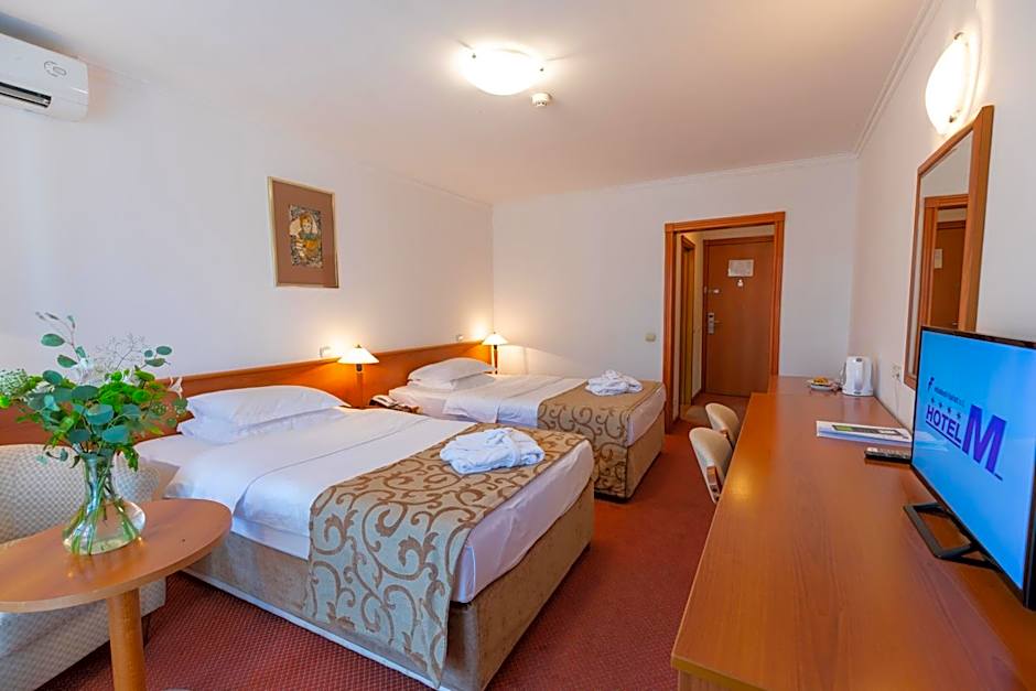 Hotel M