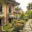 Royal Hotel and Villa Batu