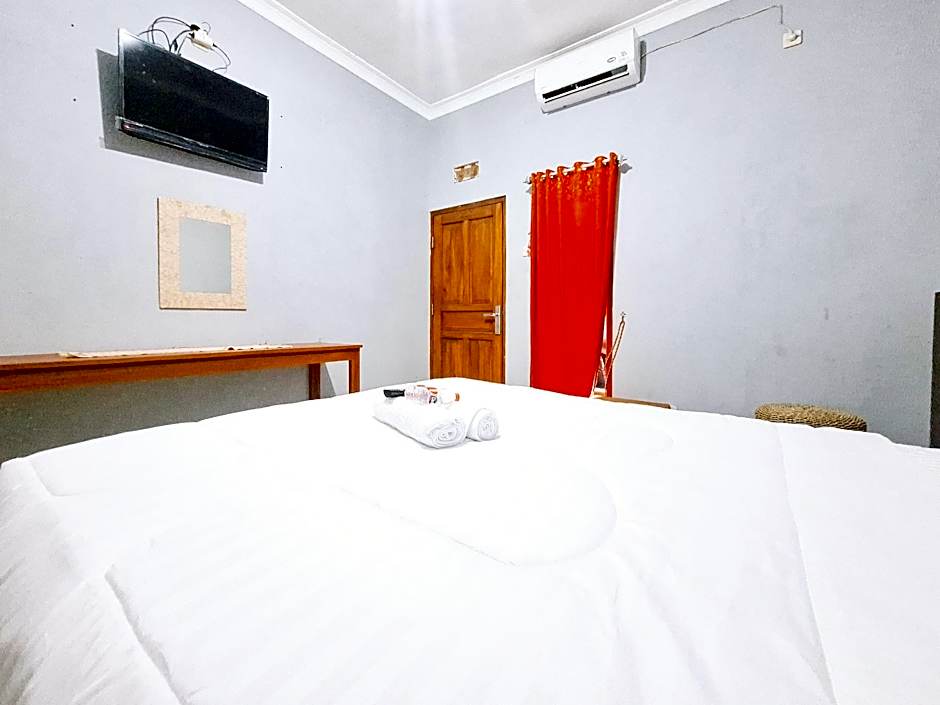 Q-Five Guest House YIA Kulon Progo Mitra RedDoorz