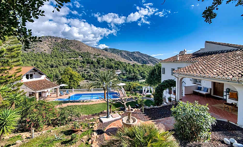 Villa Morera Bed & Breakfast