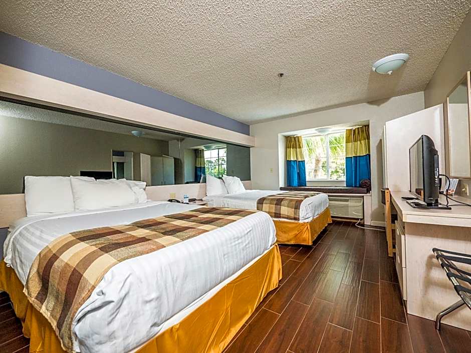 Microtel Inn & Suites By Wyndham Palm Coast