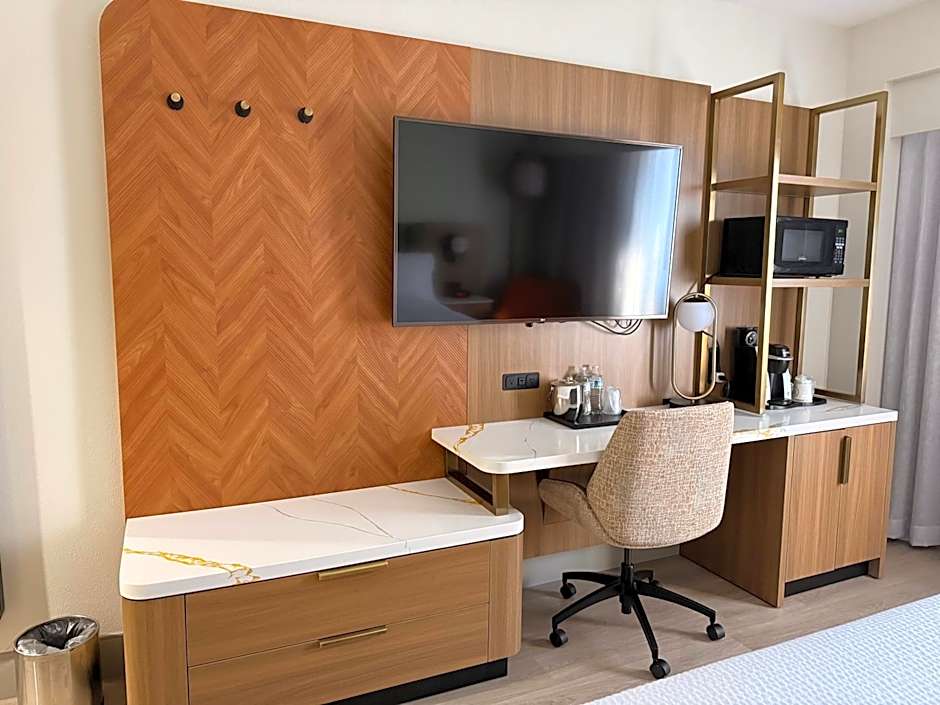 Fairfield by Marriott Inn & Suites Houston Downtown