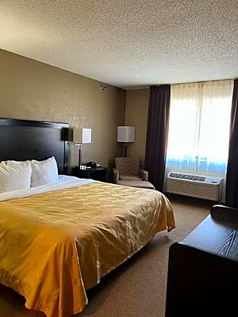 King Room - Accessible/Non-Smoking