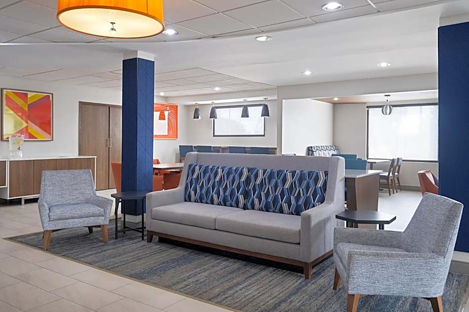 Holiday Inn Express Toledo North By IHG