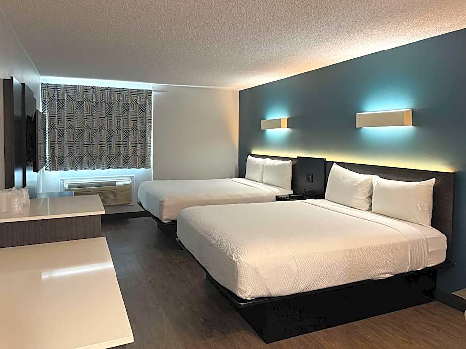 Studio 6 Suites Carson, CA