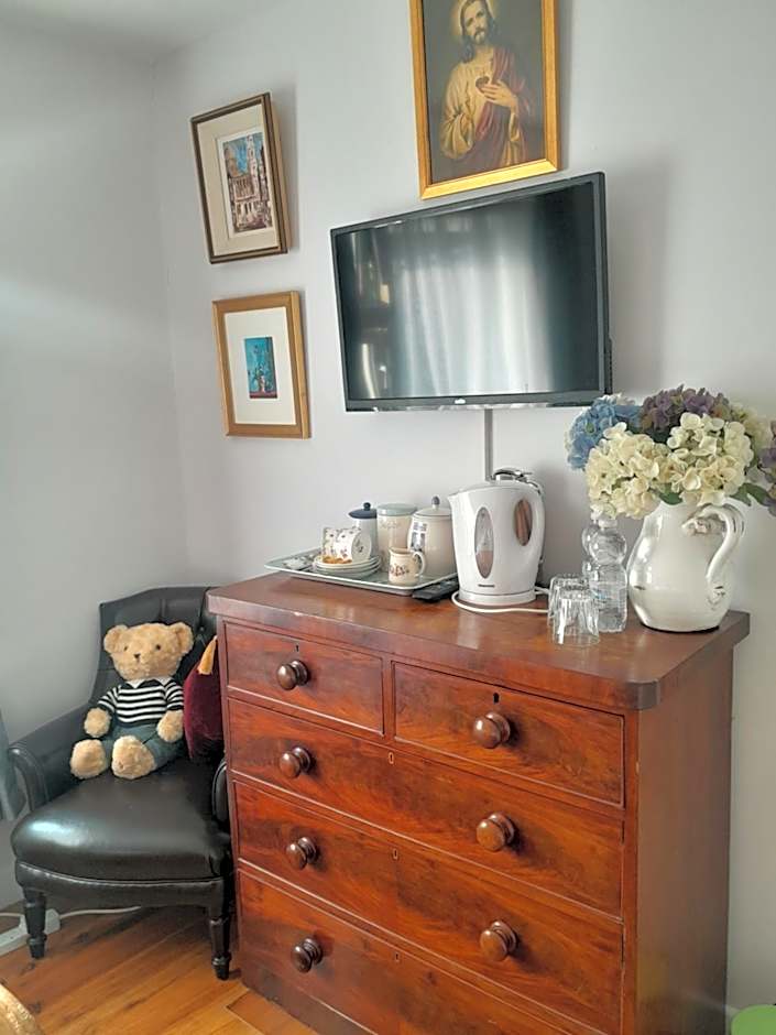 Saint Martin's Bed and Breakfast