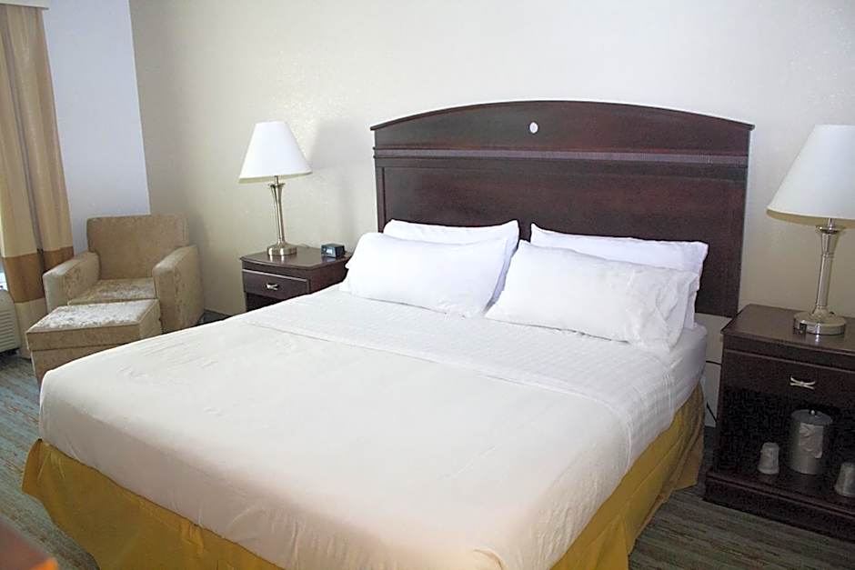 Holiday Inn Express West Jefferson By IHG