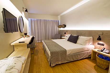 Deluxe Double Room with Balcony