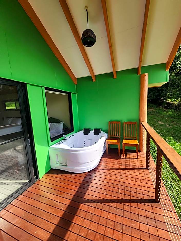 Maleny Tropical Retreat