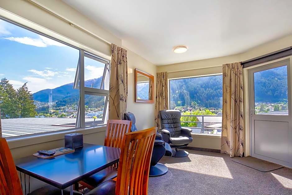 Caples Court Motel & Apartments