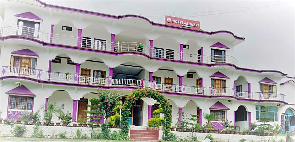 Photo 1 of 7 of Jahnavi hotel