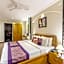 Hotel Emperor Palms