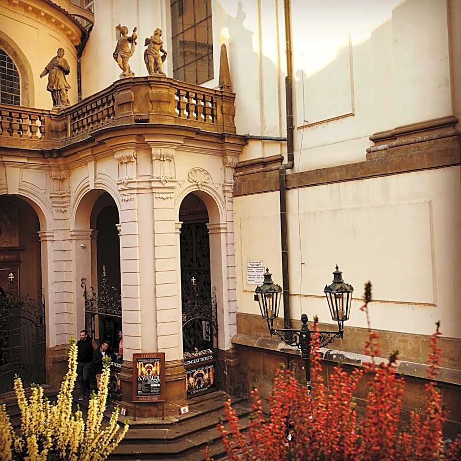 Royal Road Residence