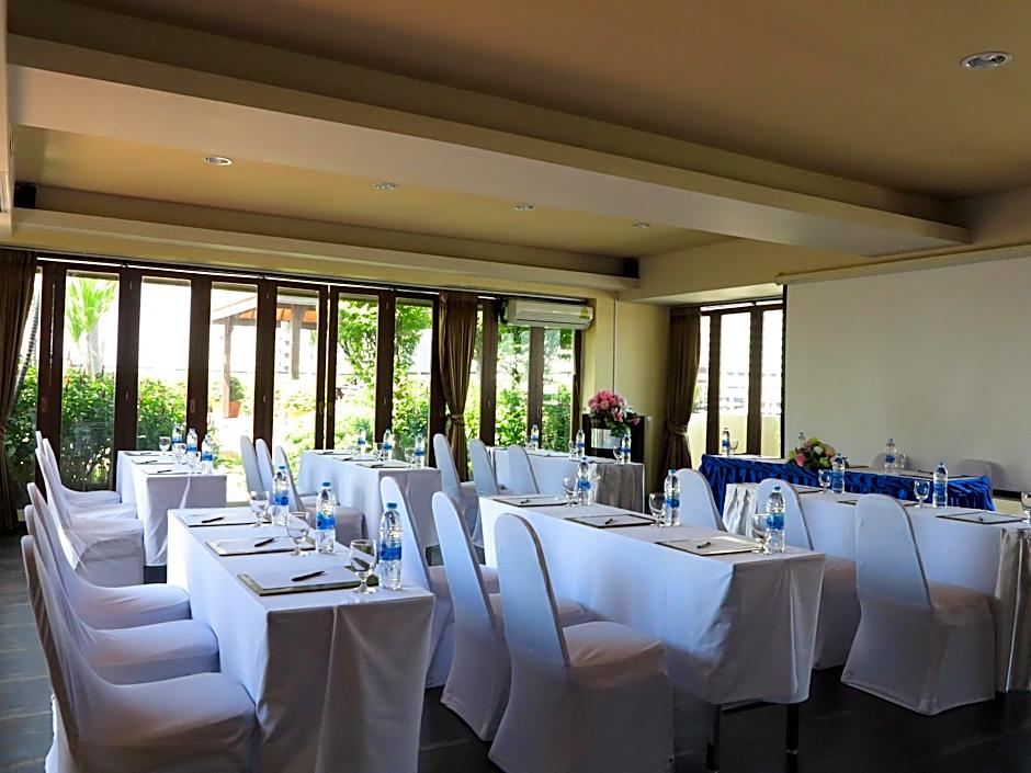 The Grand Sathorn Hotel