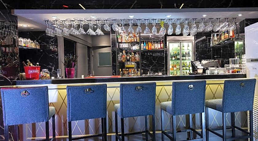 Grand Washington Hotel