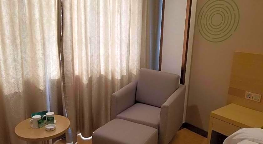 GreenTree Inn Heze Changcheng Road Tianhua E-commerce Logistics Park Express Hotel