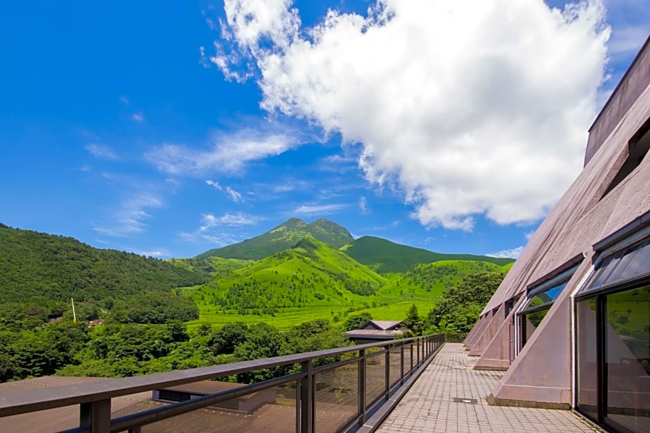 Yufuin Onsen Yufuin Nanairo no Kaze