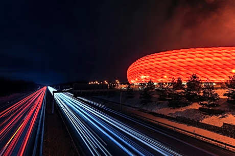 Holiday Inn - The Niu Fury Aschheim Messe By IHG