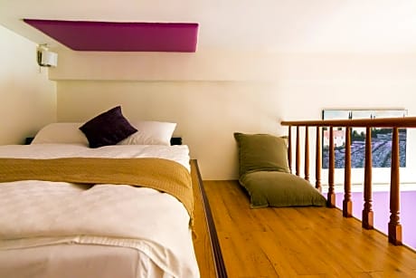 Classic Double Room with Bathtub