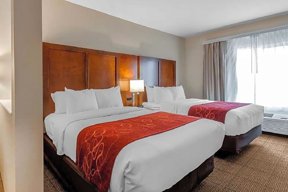 Comfort Suites