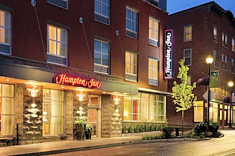 Hampton Inn By Hilton St Albans VT