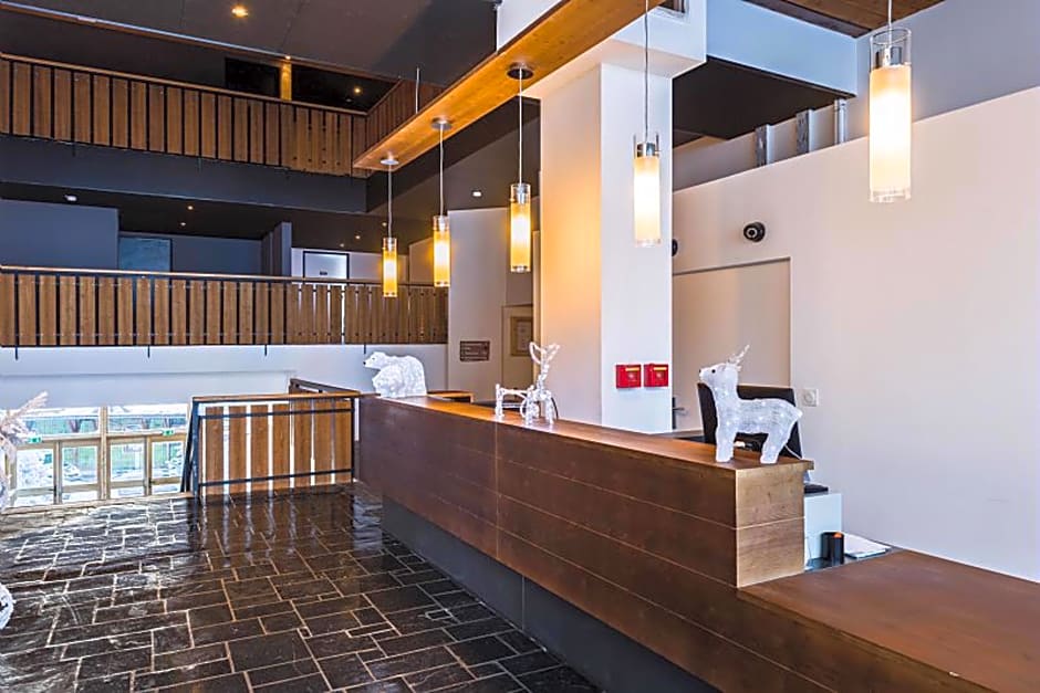 SOWELL COLLECTION Marmotel