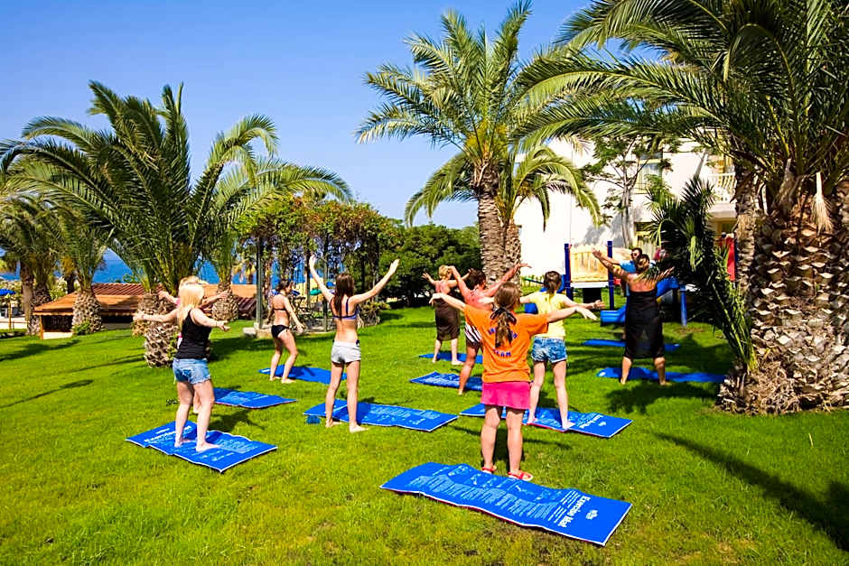 Fantasia Deluxe Hotel