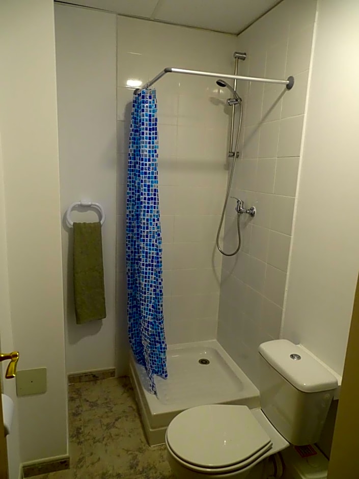 Rickaty Lodge Bed and Breakfast, Airport Hotel, Hotel de aeropuerto, Las Palmas Airport, Gran Canaria Airport, LPA, Spain