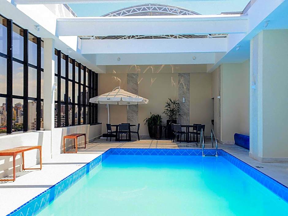 Mercure Curitiba Golden Hotel