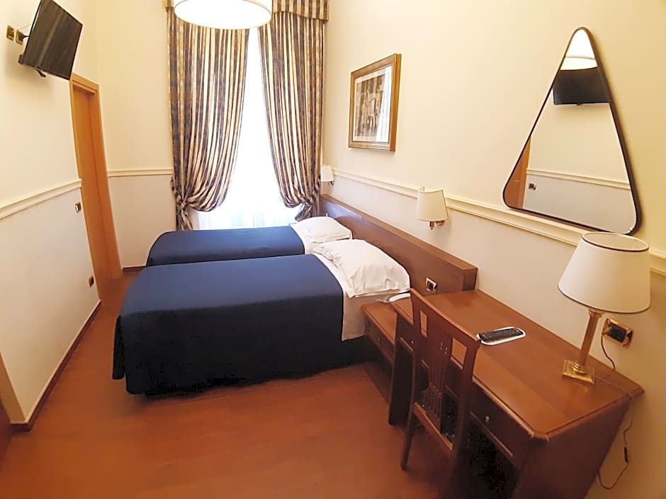 Hotel Mariano