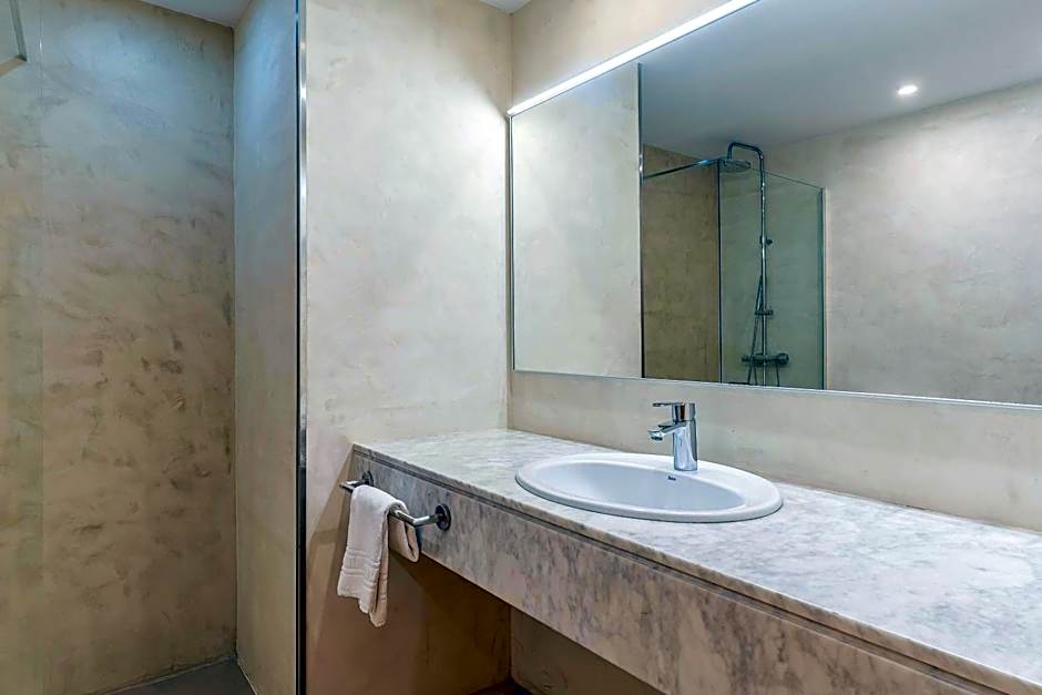 Aparthotel Bertran