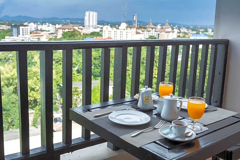 Golden Tulip Essential Pattaya