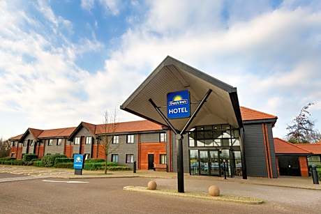 Days Inn by Wyndham Stevenage North