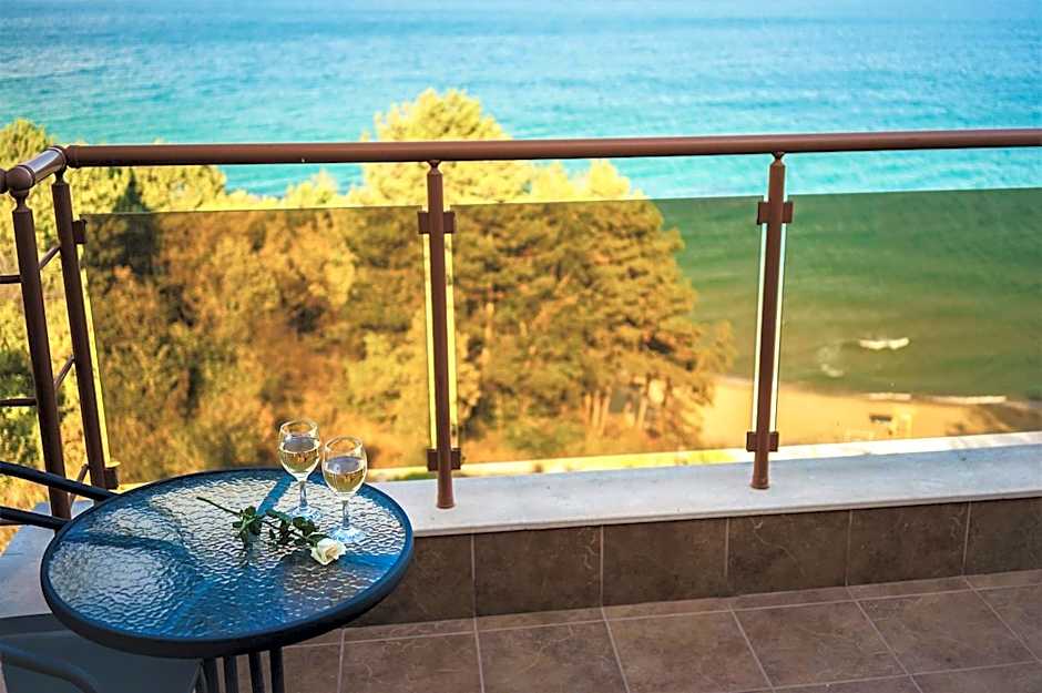 Moreto Seaside Aparthotel