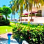 HAB PTa B ÁREA DE VILLAS DENTRO DEL HOTEL Junto al Krystal EN IXTAPA WIFI 2A 1M Con playa