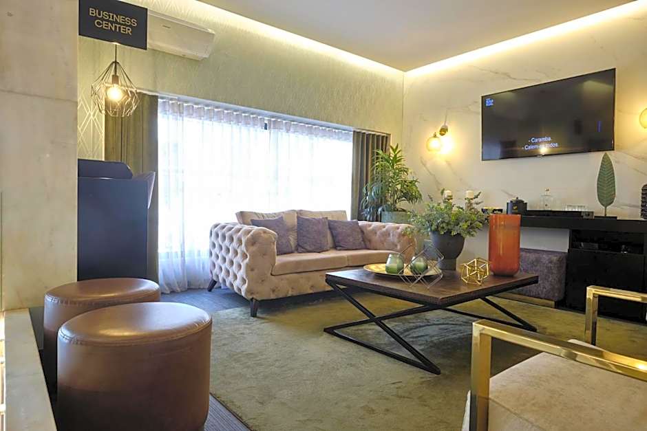 Duplo Charme Boutique Hotel