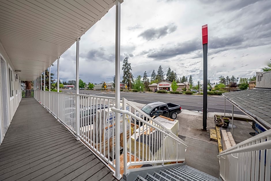 Budget Inn Bend by OYO